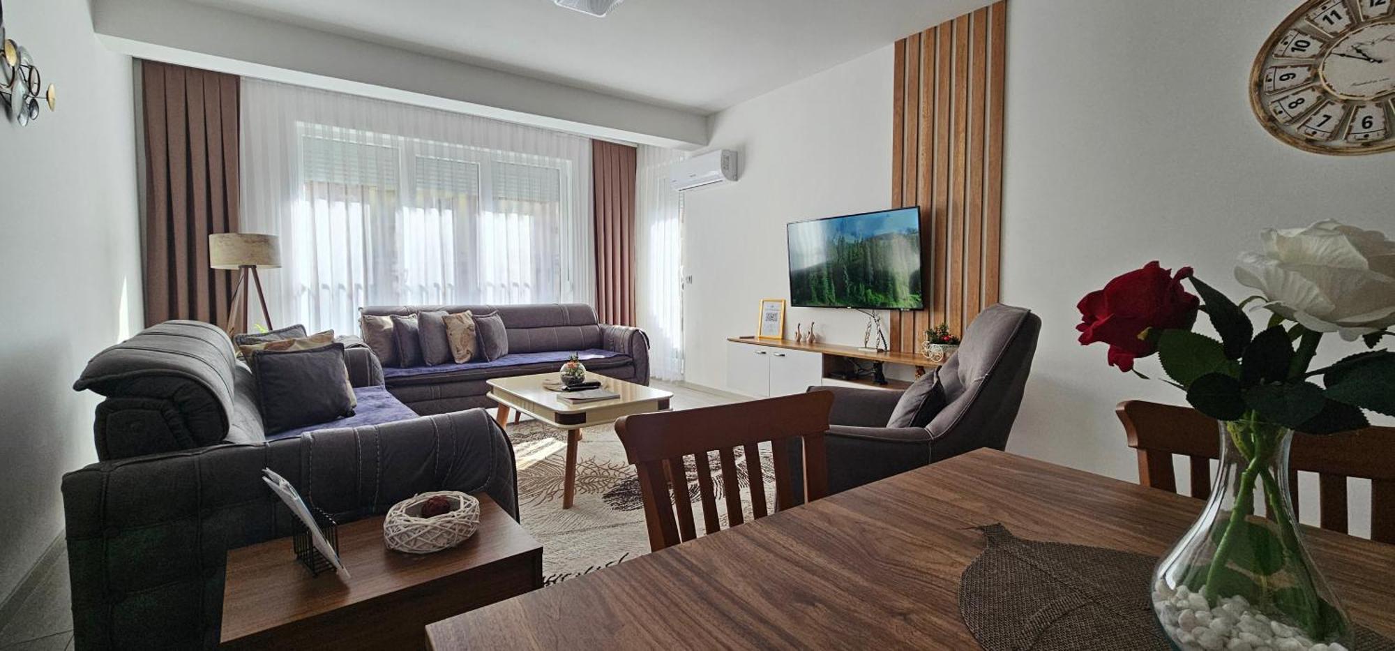 Value Living Apartment 페리자이 외부 사진