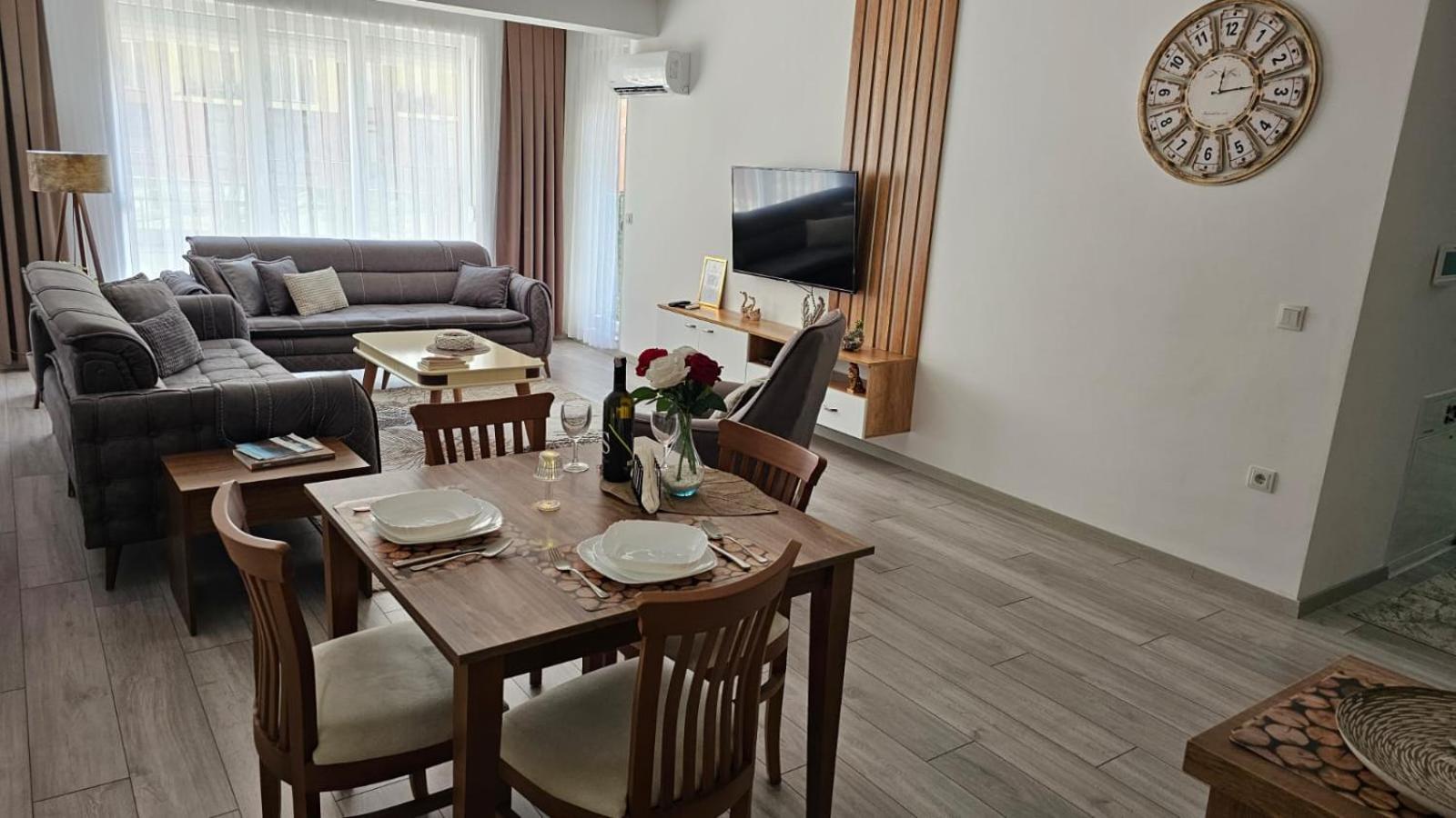 Value Living Apartment 페리자이 외부 사진