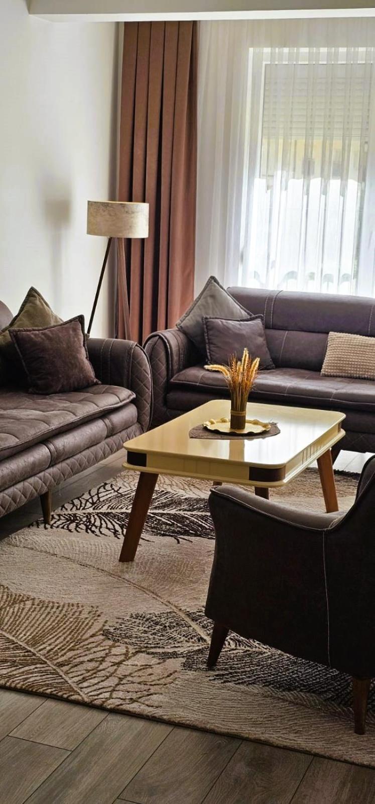 Value Living Apartment 페리자이 외부 사진